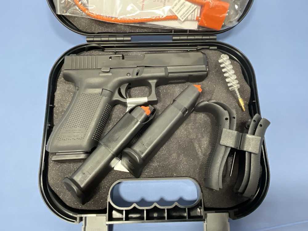 Glock 17M Collector Rare FBI-img-2