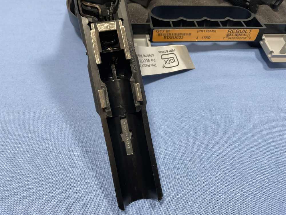 Glock 17M Collector Rare FBI-img-17