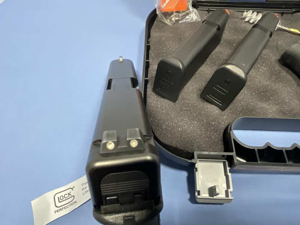Glock 17M Collector Rare FBI-img-10