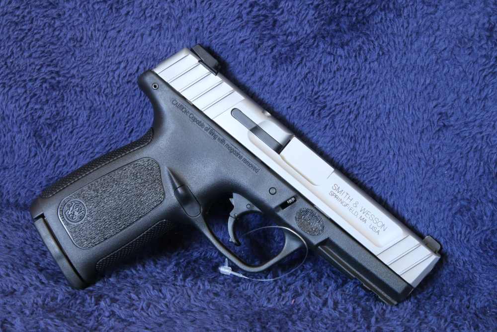 NEW Un-Fired - SMITH & WESSON SD9VE 9mm Semi-Auto Pistol Stnls. NO RESERVE-img-4