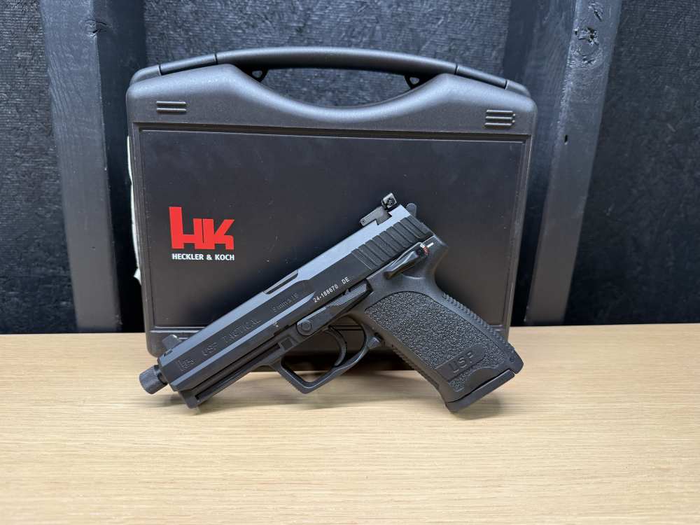HK USP Tactical V1 9mm 4.86" Threaded, Night Sights, 6 Mags, Optic Adapter-img-12