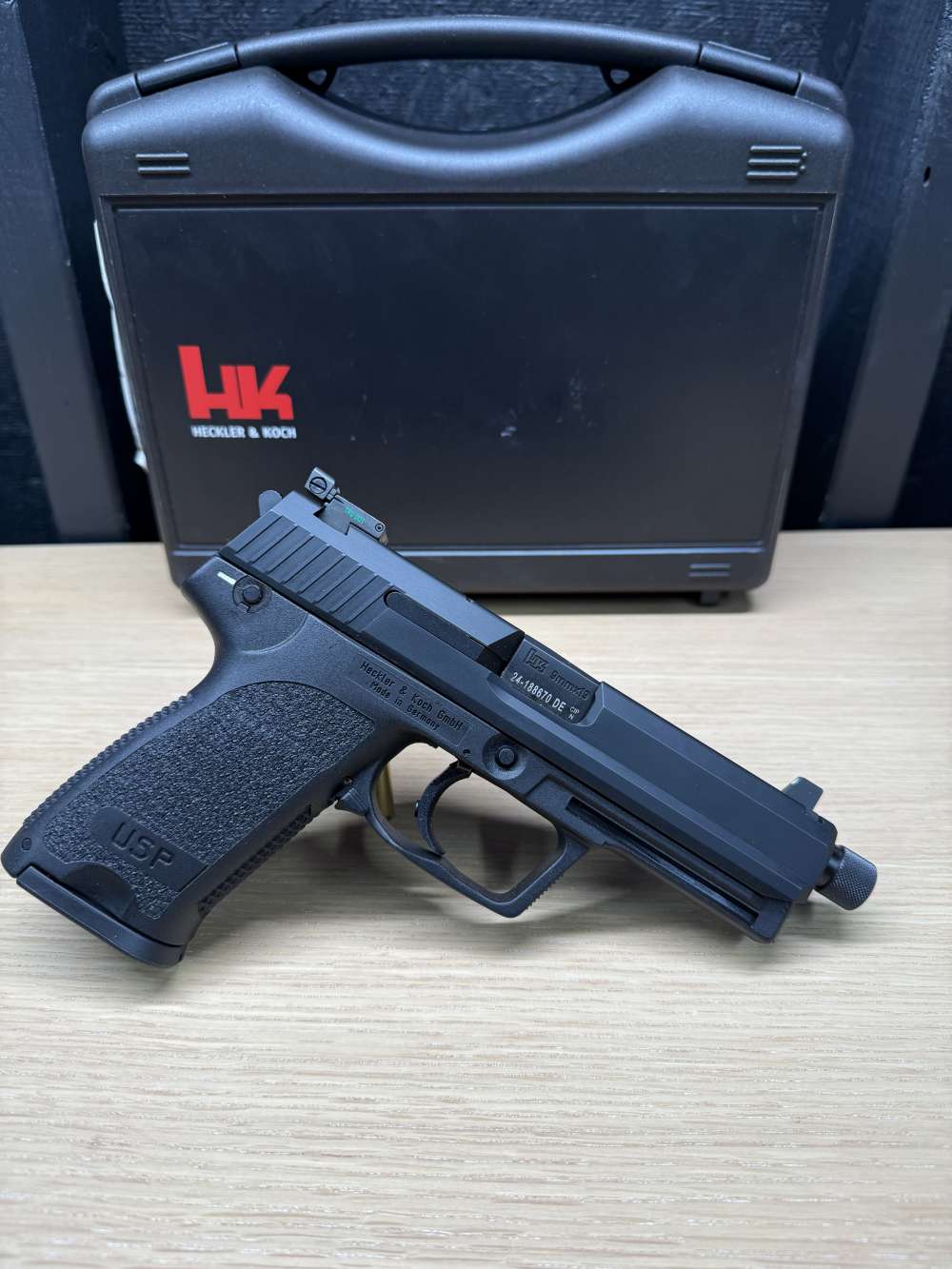 HK USP Tactical V1 9mm 4.86" Threaded, Night Sights, 6 Mags, Optic Adapter-img-1
