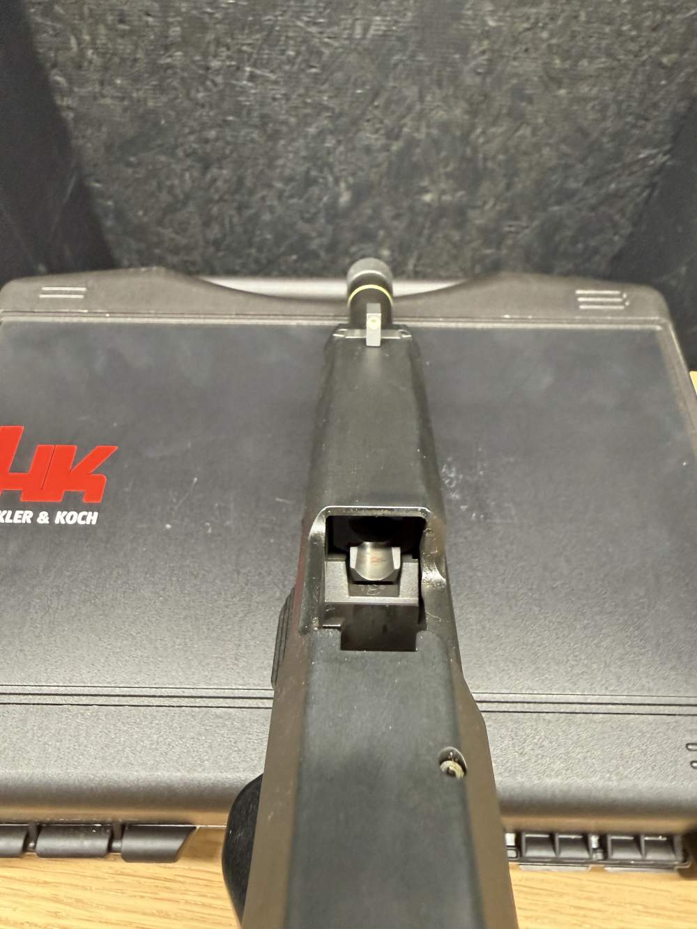 HK USP Tactical V1 9mm 4.86" Threaded, Night Sights, 6 Mags, Optic Adapter-img-6