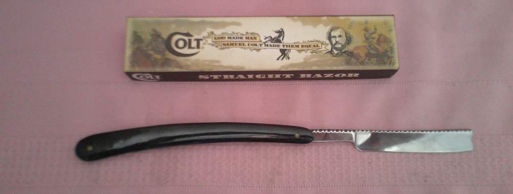 NIB Colt “God Made Man, Samuel Colt Made Them Equal” Straight Edge Razor!-img-7