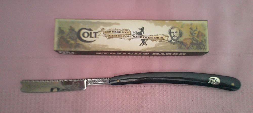 NIB Colt “God Made Man, Samuel Colt Made Them Equal” Straight Edge Razor!-img-5