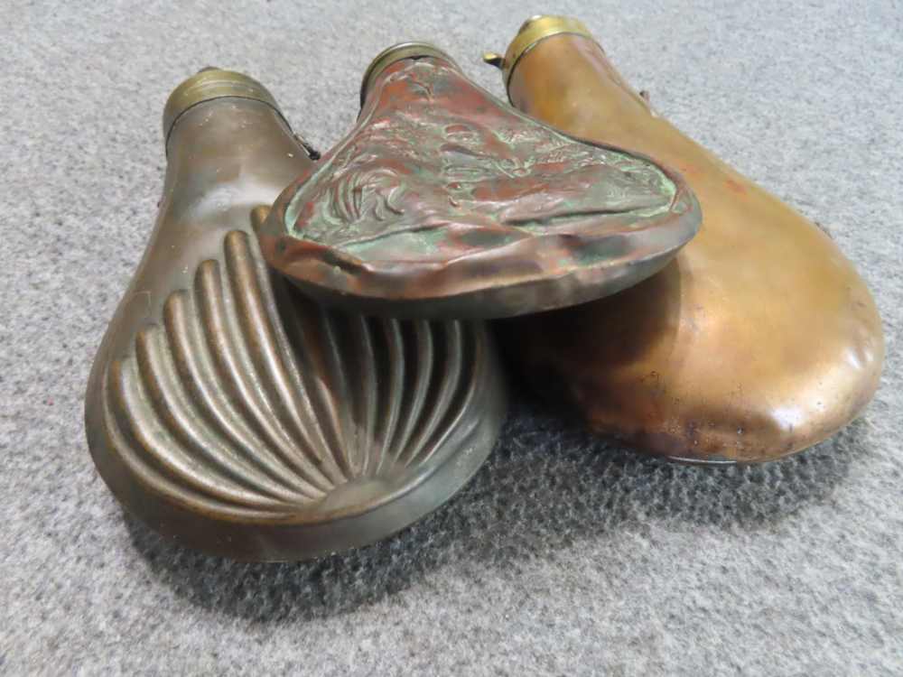 3-ANTIQUE BRASS POWDER FLASKS ABOUT 1 POUND CAPACITY EACH-img-10
