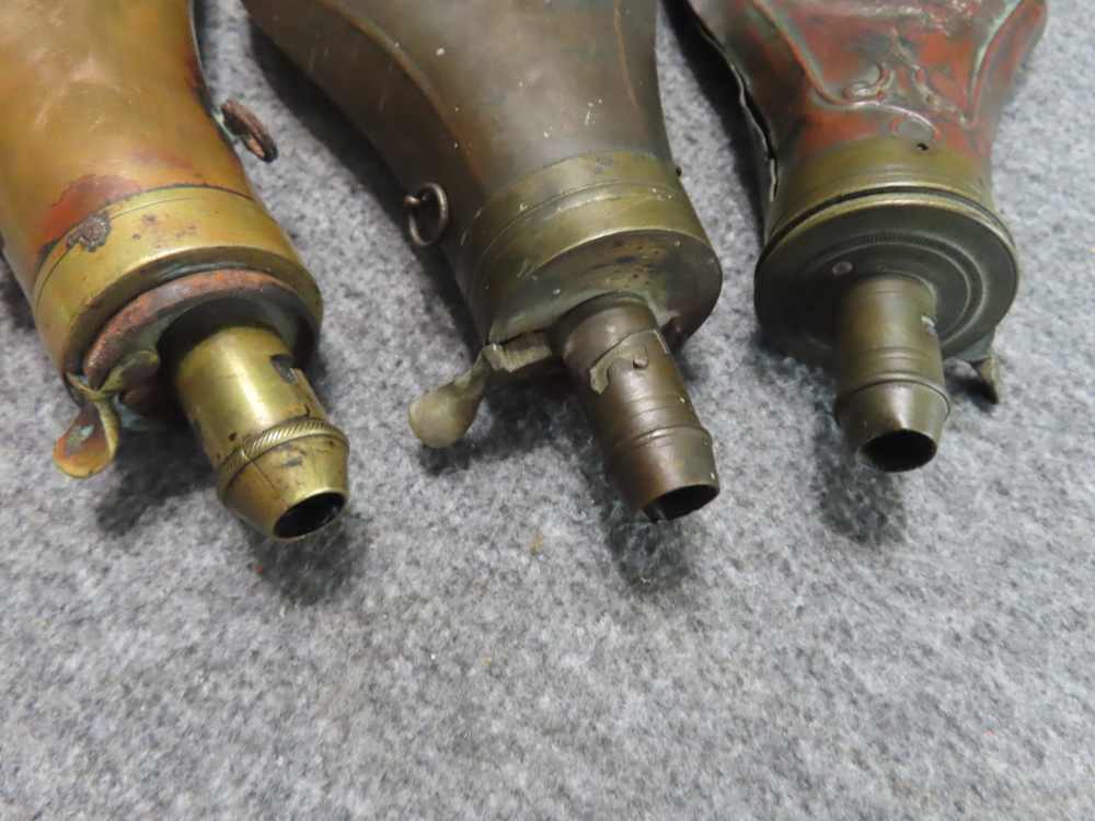 3-ANTIQUE BRASS POWDER FLASKS ABOUT 1 POUND CAPACITY EACH-img-9
