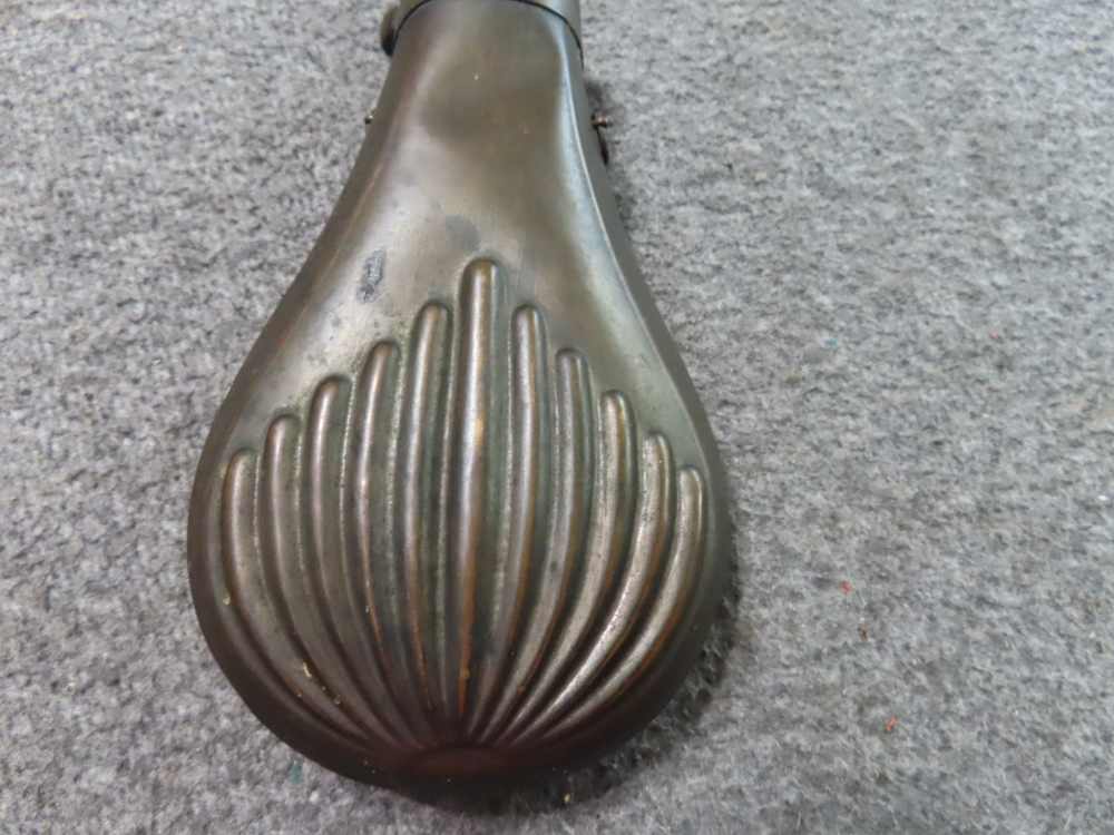 3-ANTIQUE BRASS POWDER FLASKS ABOUT 1 POUND CAPACITY EACH-img-5