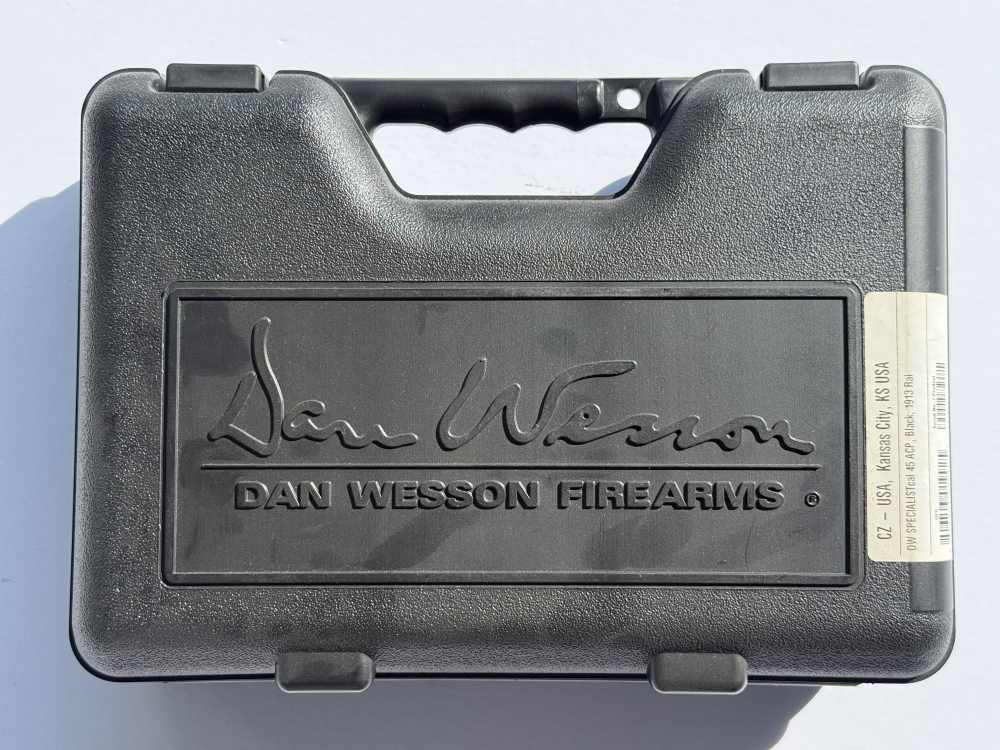 Dan Wesson Specialist Black 45 ACP Pistol *Brand New*-img-1