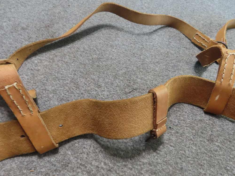 INDO CHINA WAR ERA FRENCH WAIST BELT-Y STRAPS AND EQUIPMENT HANGERS-img-3