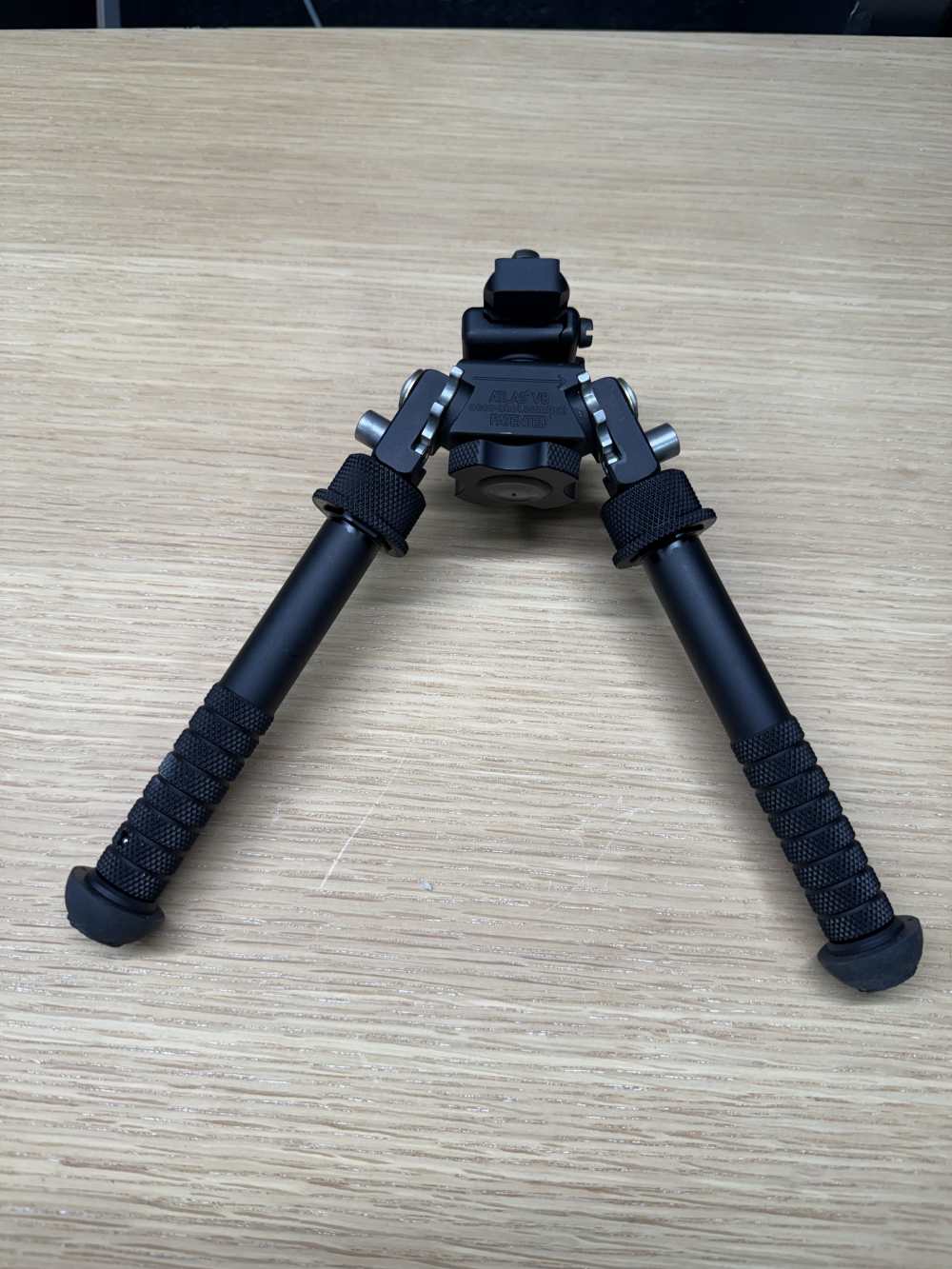 Atlas BT10 V8 Bipod with BT80 M-LOK Rail, Picatinny Clamp, B&T Industries-img-0