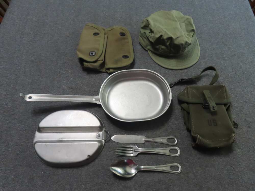 EARLY VIETNAM ERA USMC GROUP; HBT HAT-M14 MAG POUCH-2 POCKET GRENADGE POUCH-img-0