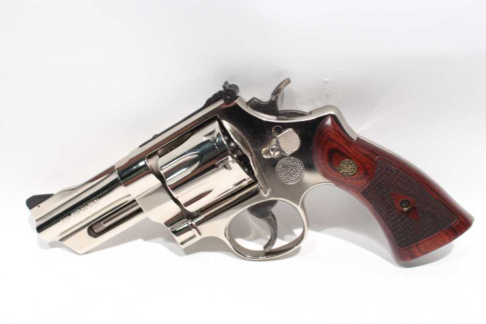 Smith & Wesson 27-8 Performance Center NEW Registered Magnum Lew Horton-img-11