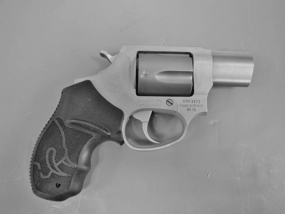 Taurus M85 Ultra-Lite 2" Stainless  .38 Spl. 5-Shot Revolver -img-2