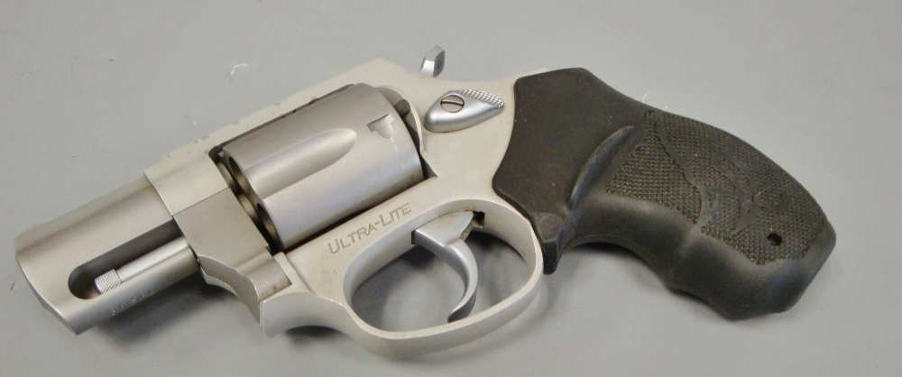 Taurus M85 Ultra-Lite 2" Stainless  .38 Spl. 5-Shot Revolver -img-10