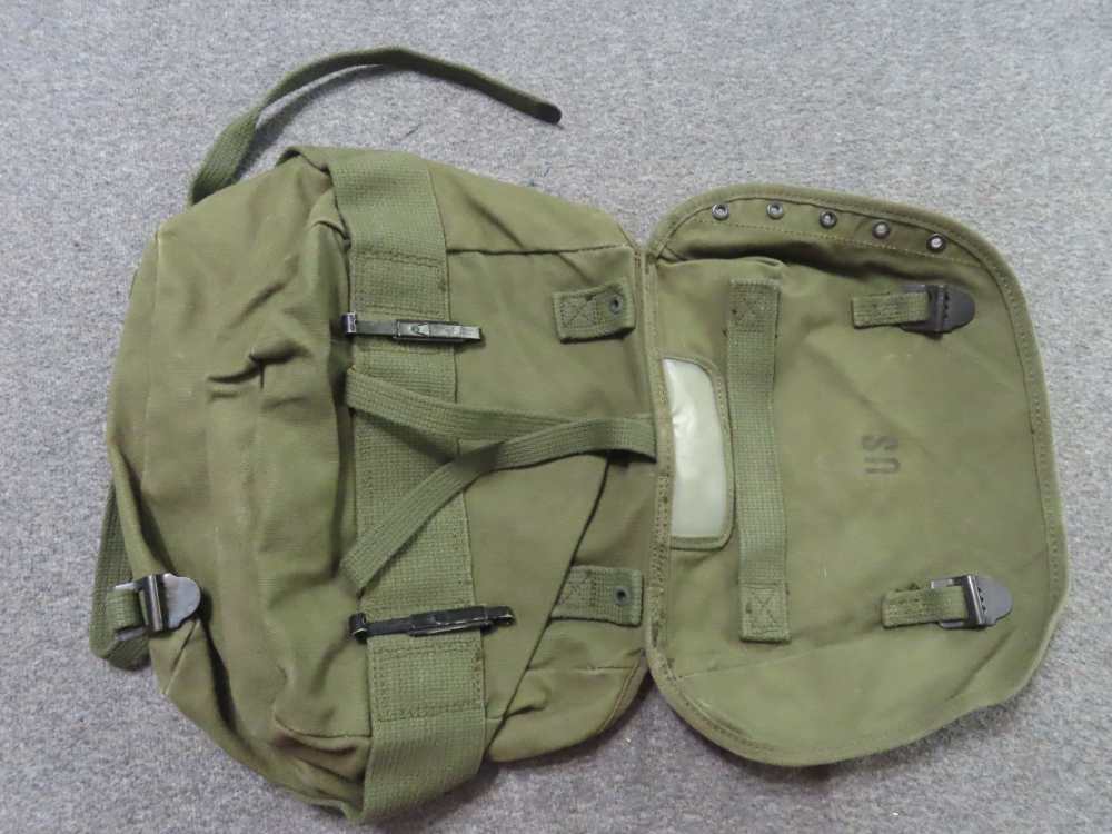 VIETNAM WAR ERA U.S. ARMY BUTT PACK DATED 1962, ORIGINAL, COMPLETE-img-8