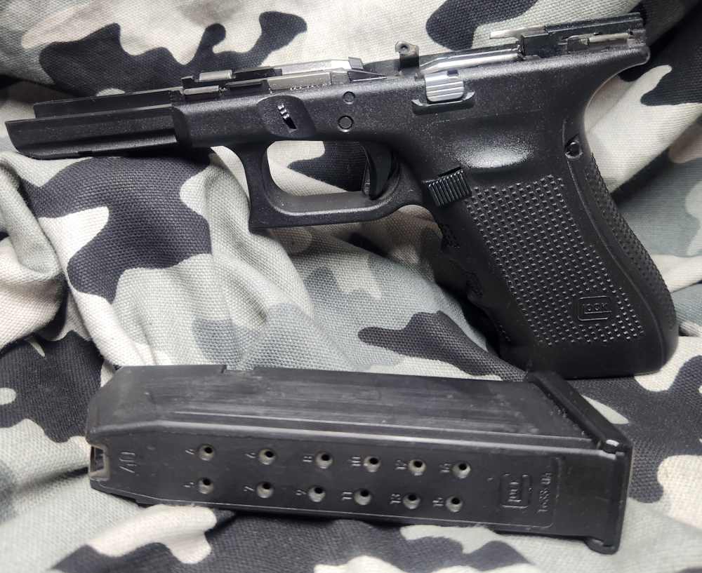 Glock 22 Gen 4 Complete Frame 40SW Used G17 414 1-15Rnd mag-img-5