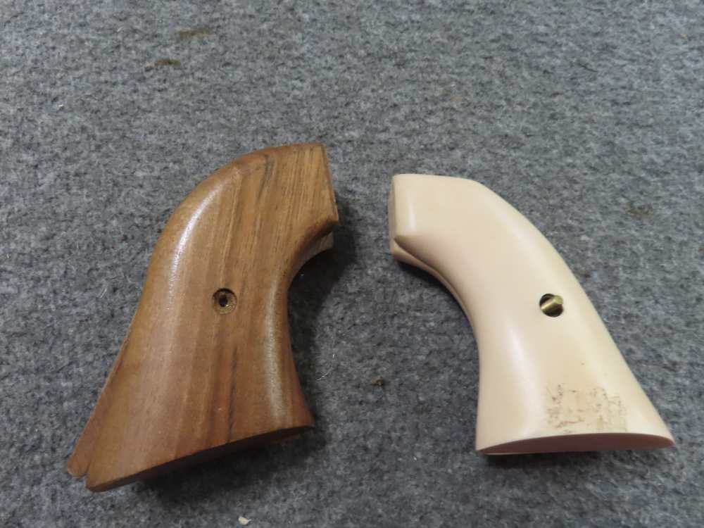 9-PAIR OF COLT SINGLE ACTION REVOLVER GRIPS OF WALNUT AND OTHER HARDWOOD-img-18
