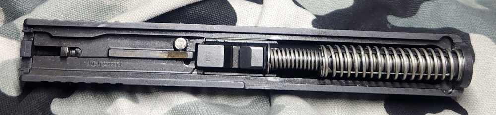 Glock 22 Gen 4 40SW Complete Slide Used 414 Night Sights Discontinued-img-8