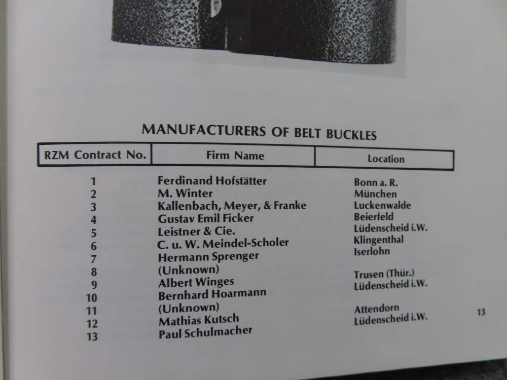 BELT BUCKLES & BROCADES OF THE THIRD REICH HARDCOVER BOOK-img-6