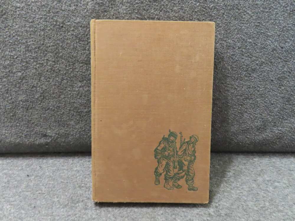ORIGINAL WWII 1945 DATED COPY OF "UP FRONT" BOOK WRITTEN BY BILL MAULDIN-img-2