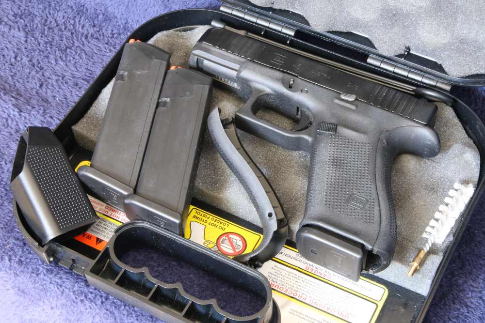 Nice GLOCK G45 Semi-Auto Pistol 9mm 3-17rd. Mags - NO RESERVE-img-0