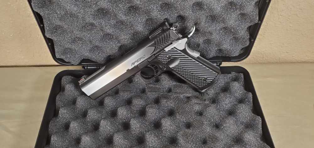 STI (Staccato), APEIRO (1911), 45 acp, Like New In Box-img-1