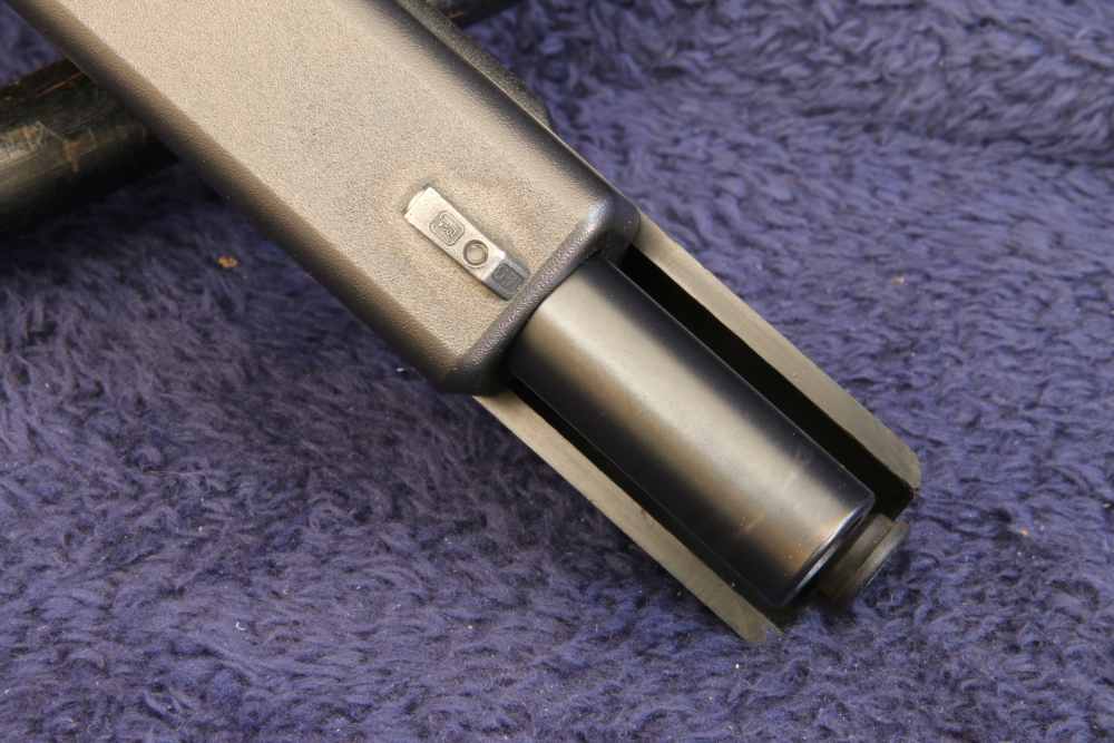 Very Nice GLOCK 17 Gen 4 Semi Auto Pistol 17rd. - NO RESERVE-img-4