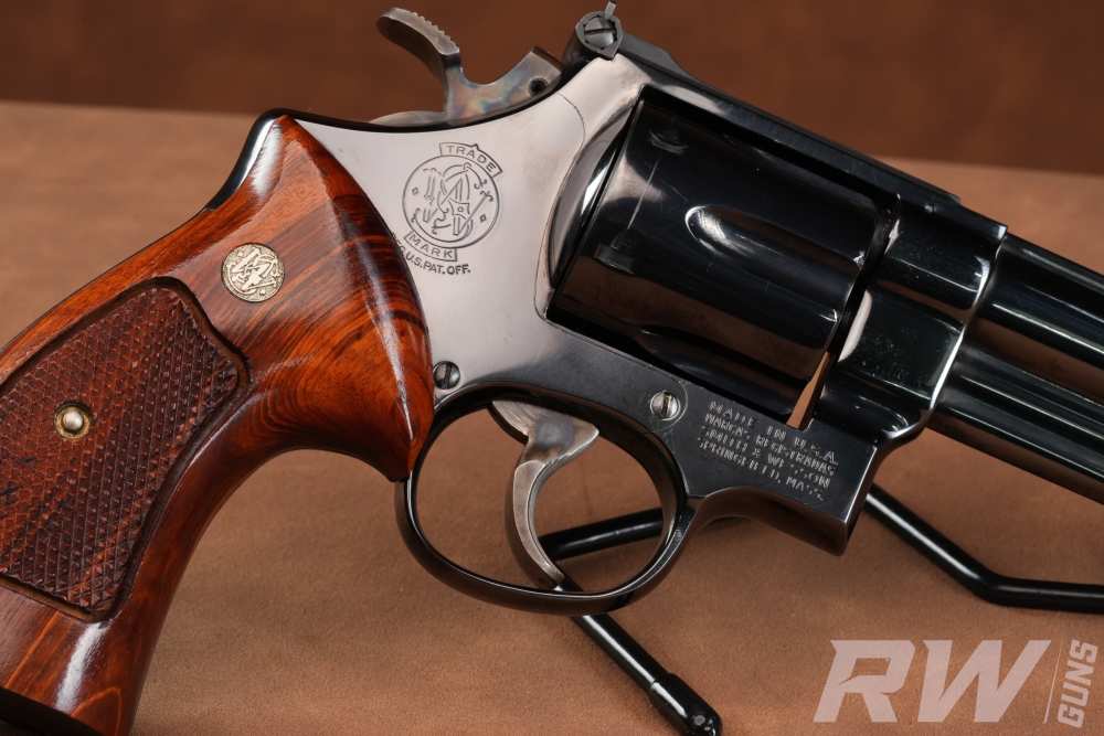 1973 Smith & Wesson Model 29-2 .44 Magnum 4" P&R Factory Blue w/ Case-img-10