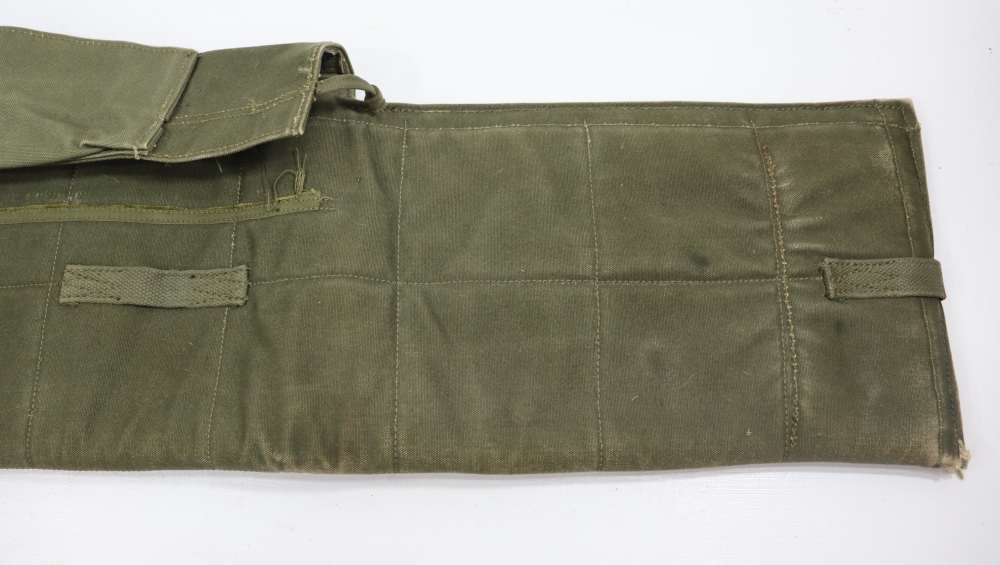 ORG U.S. VIETNAM ERA M-1950 PARACHUTIST WEAPON CASE-img-3
