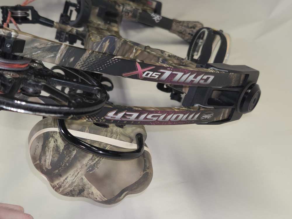 Matthews Monster Chill SDX Compound Bow Used-img-7