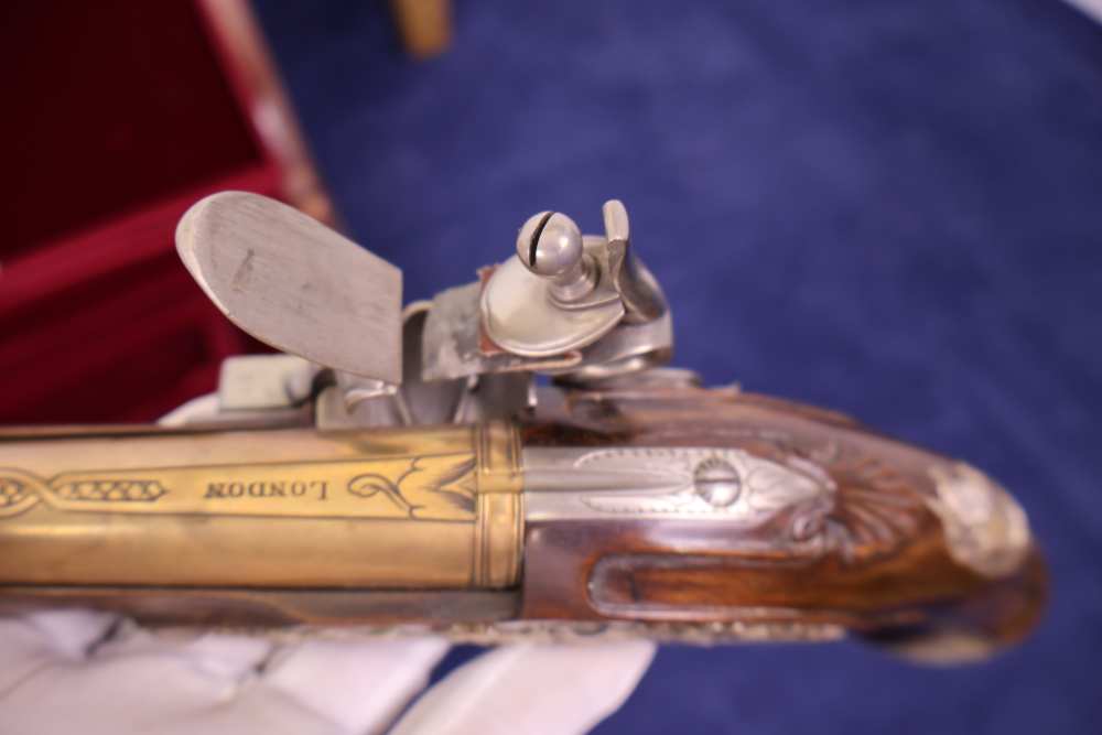 US HISTORICAL SOCIETY GEORGE WASHINGTON WEST POINT FLINTLOCK PISTOLS 1976 -img-28