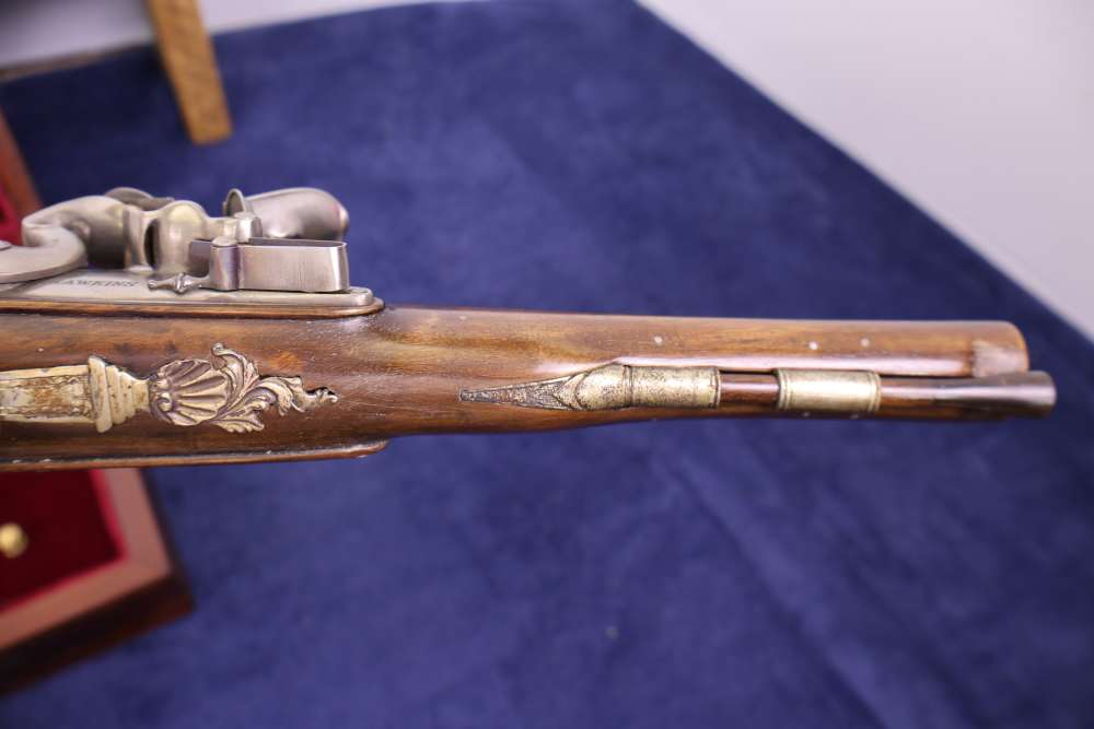 US HISTORICAL SOCIETY GEORGE WASHINGTON WEST POINT FLINTLOCK PISTOLS 1976 -img-5