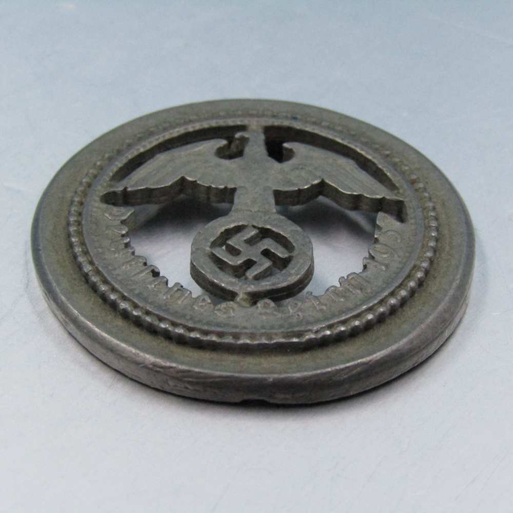 WW2 German Militaria Paul Von Hindenburg 1937 Medal W35-img-2