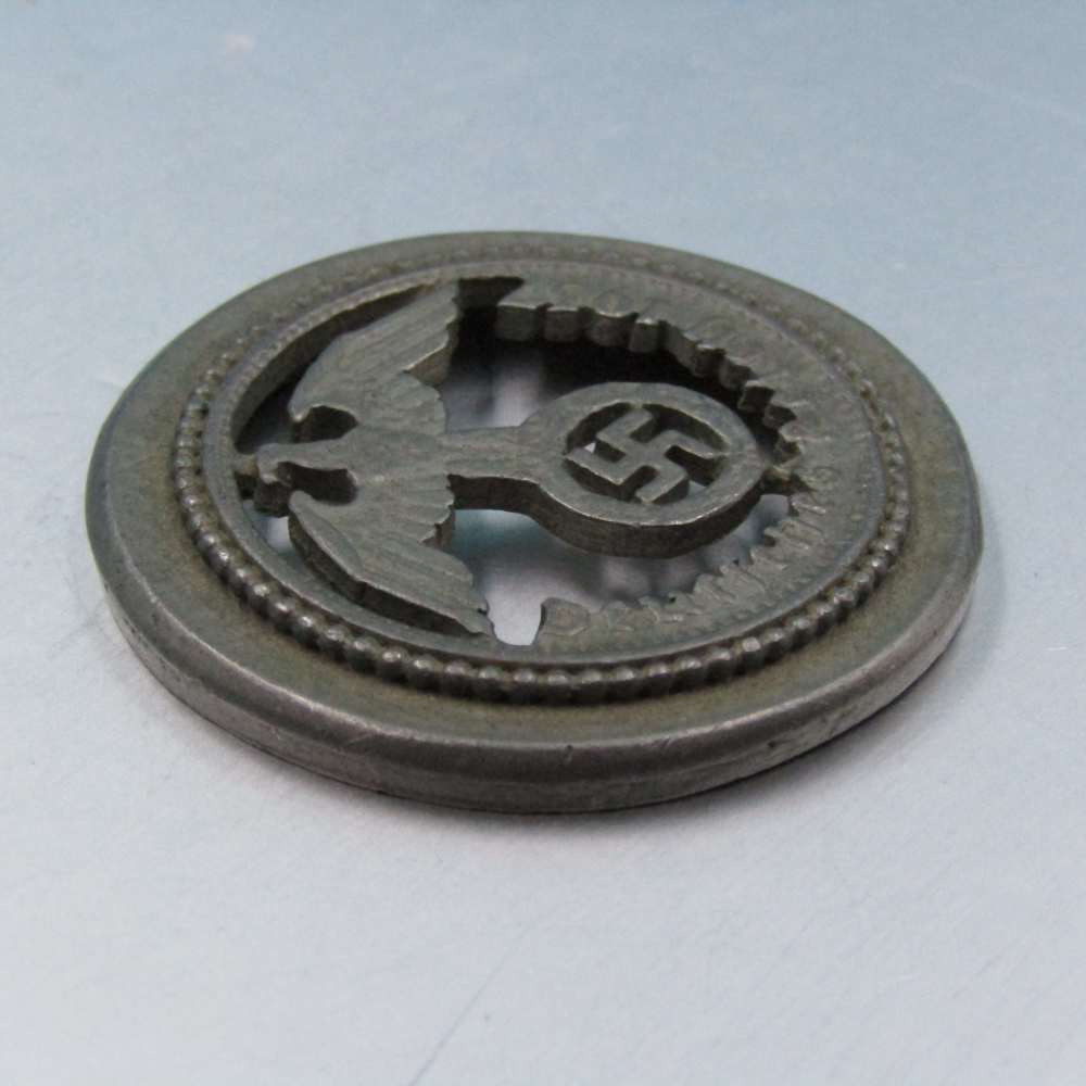 WW2 German Militaria Paul Von Hindenburg 1937 Medal W35-img-3