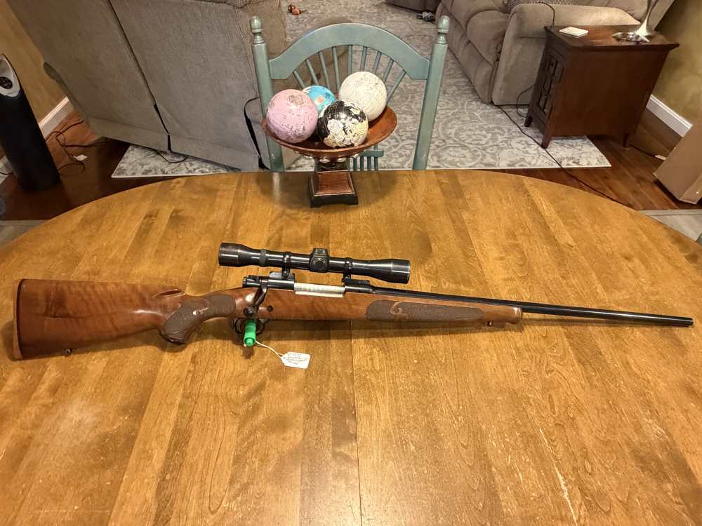 Winchester 70 Featherweight 30-06 w/ Weaver K4 scope VERY NICE (2-553)-img-0