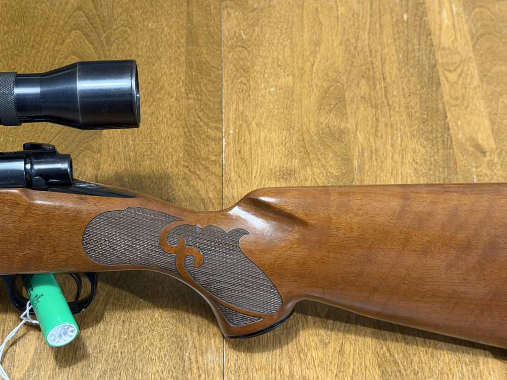 Winchester 70 Featherweight 30-06 w/ Weaver K4 scope VERY NICE (2-553)-img-12