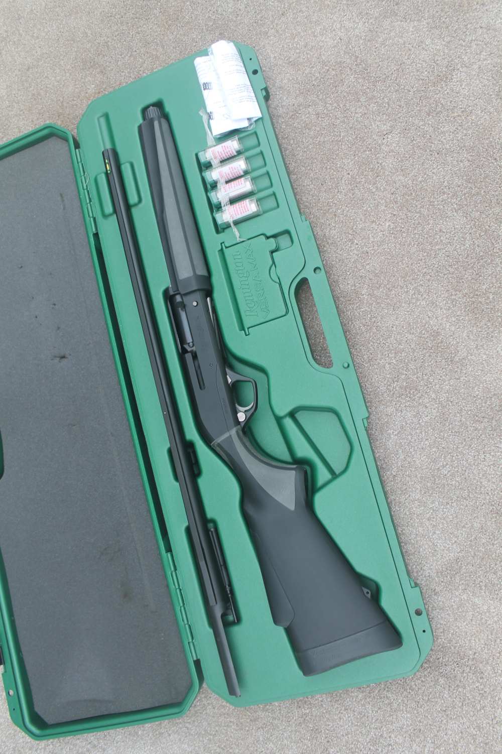 Remington Versa Max in in Remington Case 2 3/4 - 3 1/2  shells  12ga-img-1