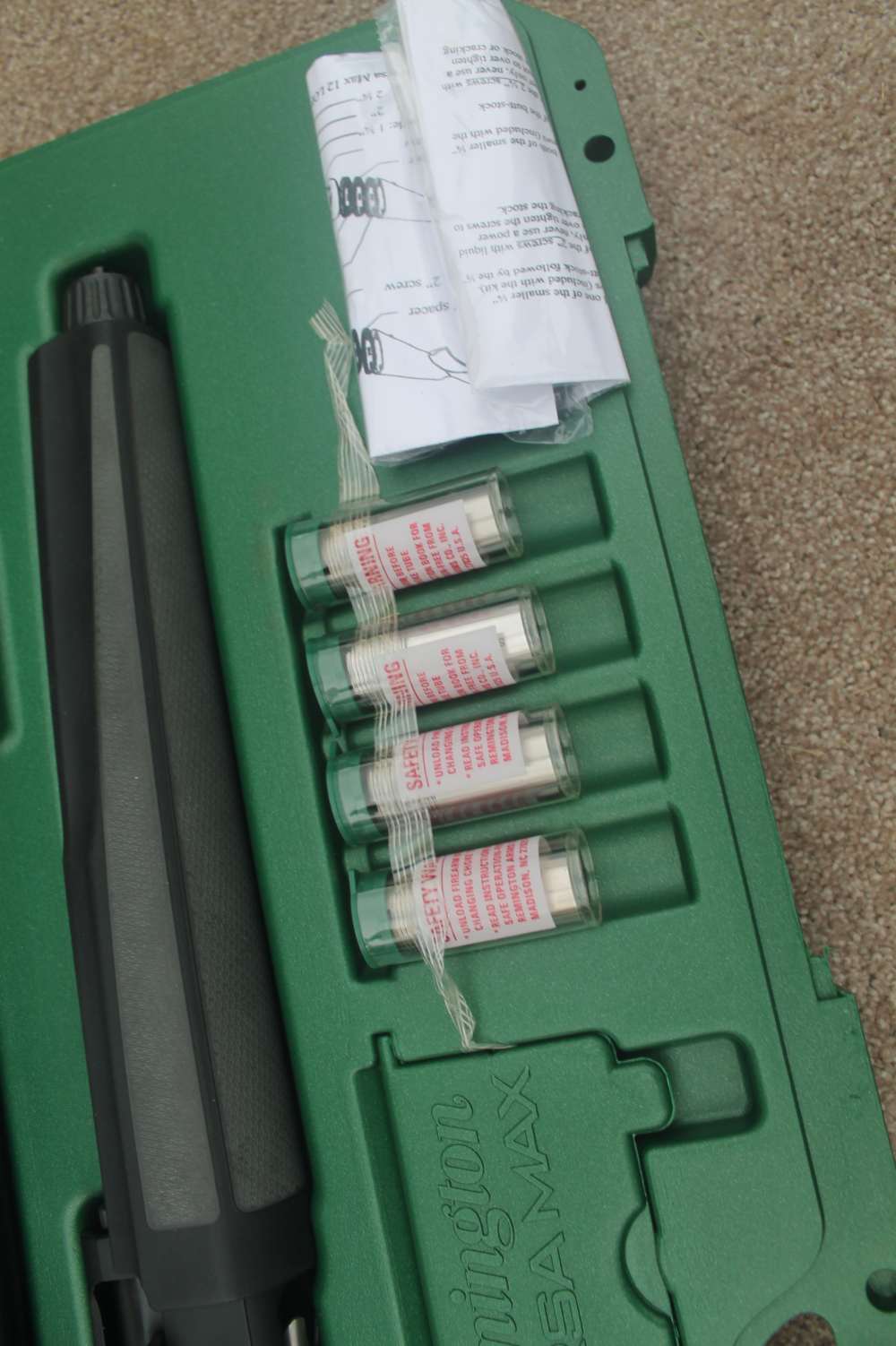 Remington Versa Max in in Remington Case 2 3/4 - 3 1/2  shells  12ga-img-2