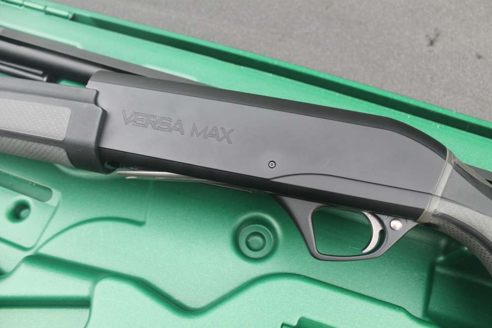 Remington Versa Max in in Remington Case 2 3/4 - 3 1/2  shells  12ga-img-11