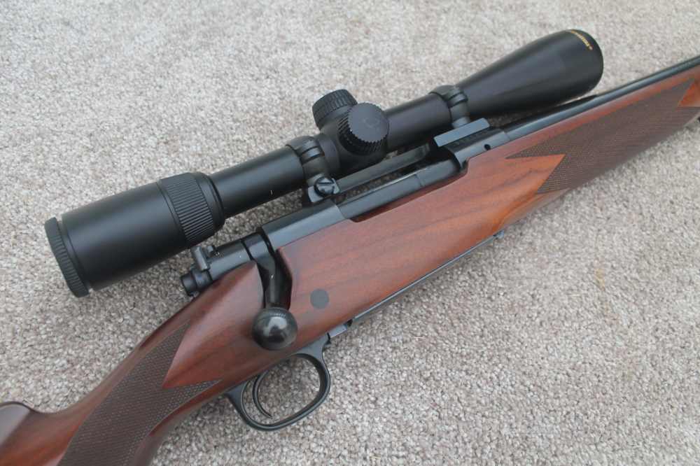 Winchester Model 70 classic sporter control round feed .270 super nice !-img-2