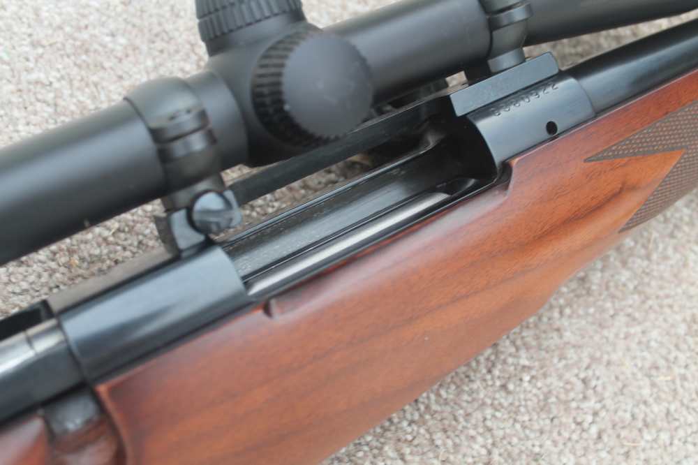 Winchester Model 70 classic sporter control round feed .270 super nice !-img-3