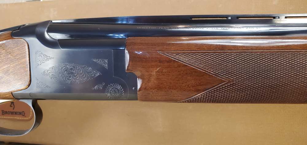 Browning, Citori Lightning, 12 Ga, 28" Barrels, Made in 2000, With CASE!-img-8