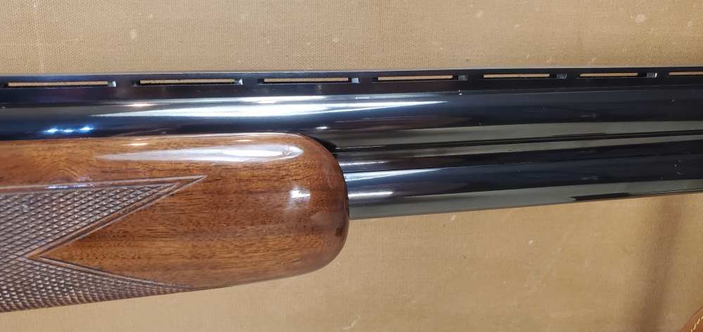 Browning, Citori Lightning, 12 Ga, 28" Barrels, Made in 2000, With CASE!-img-10