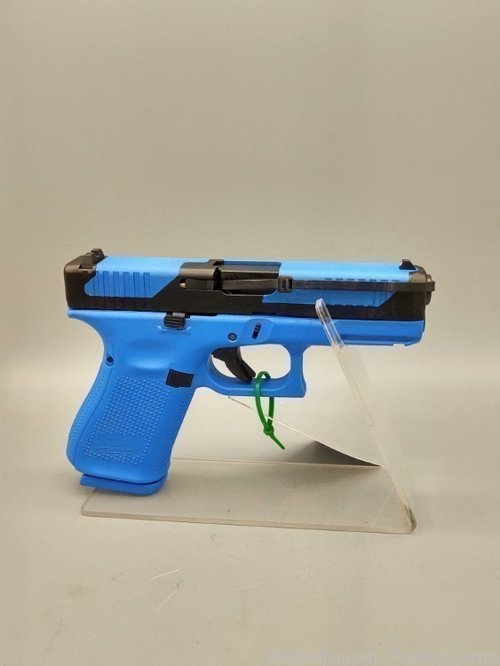 Glock 19T GEN 5 Blue Trainers-Sim 9MM-NEW IN BOX-img-4