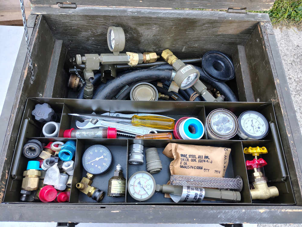 US USMC M27 Portable Flame Thrower Service Kit M2 M2-2 M2A1 M9 Flamethrower-img-9