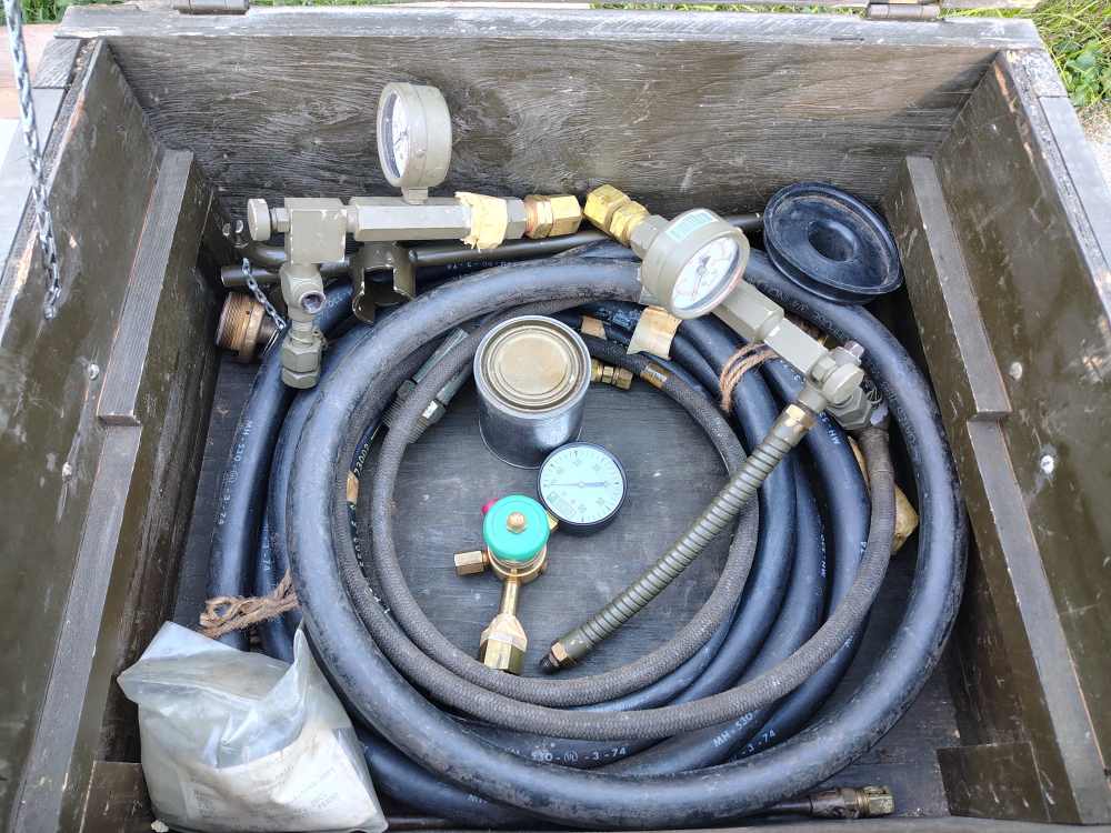 US USMC M27 Portable Flame Thrower Service Kit M2 M2-2 M2A1 M9 Flamethrower-img-8
