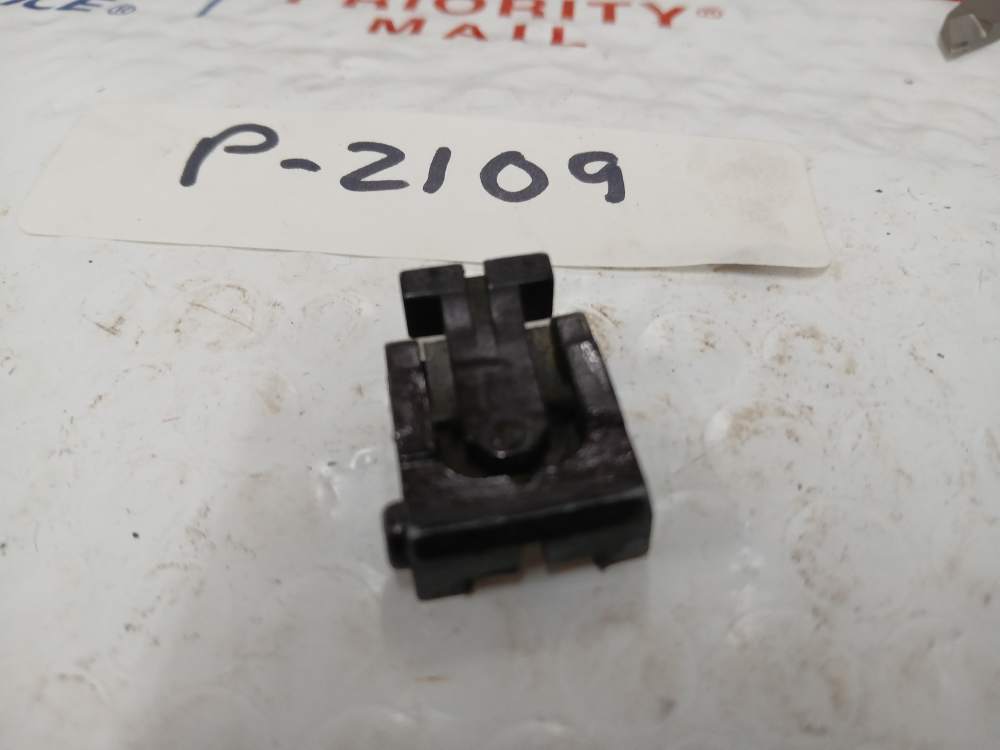 MARLIN MODEL M99 .22  M-1 CARBINE STYLE REAR SIGHT P-2109-img-4