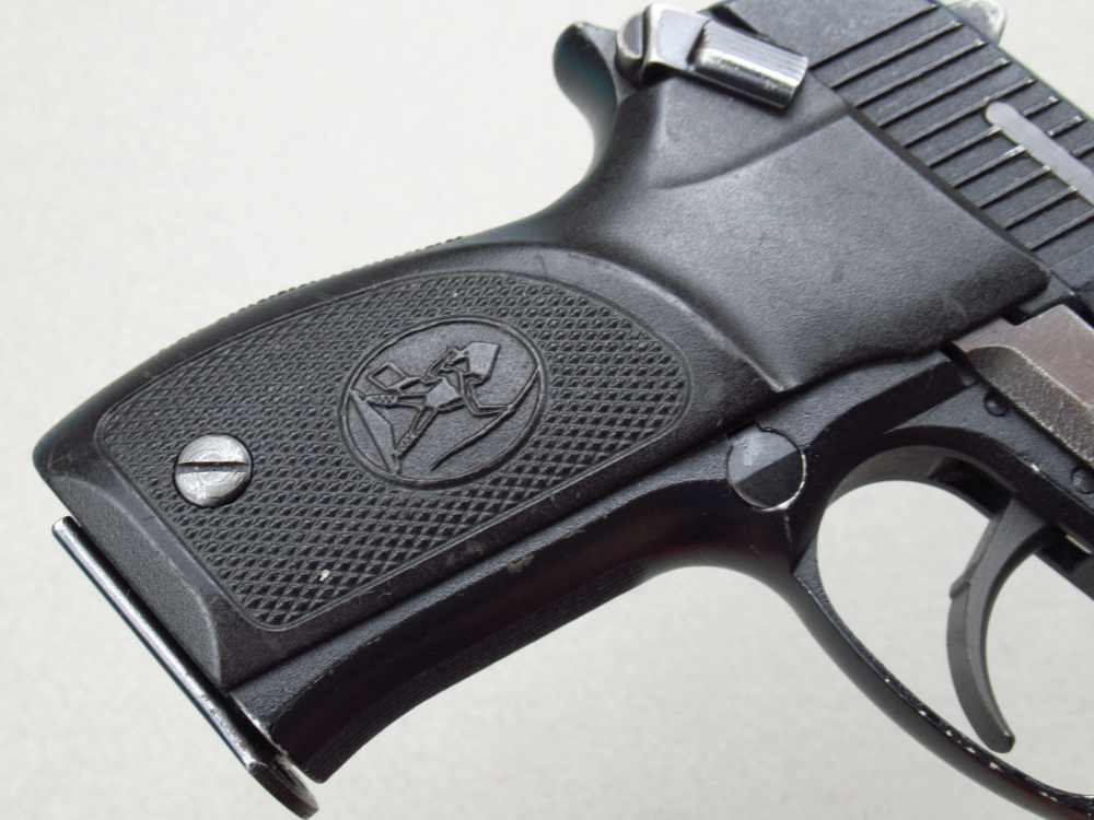 2000 Polish Eagle F,B, Radom Lucznik Mag98 Army pistol 9mm Luger VIS-img-36
