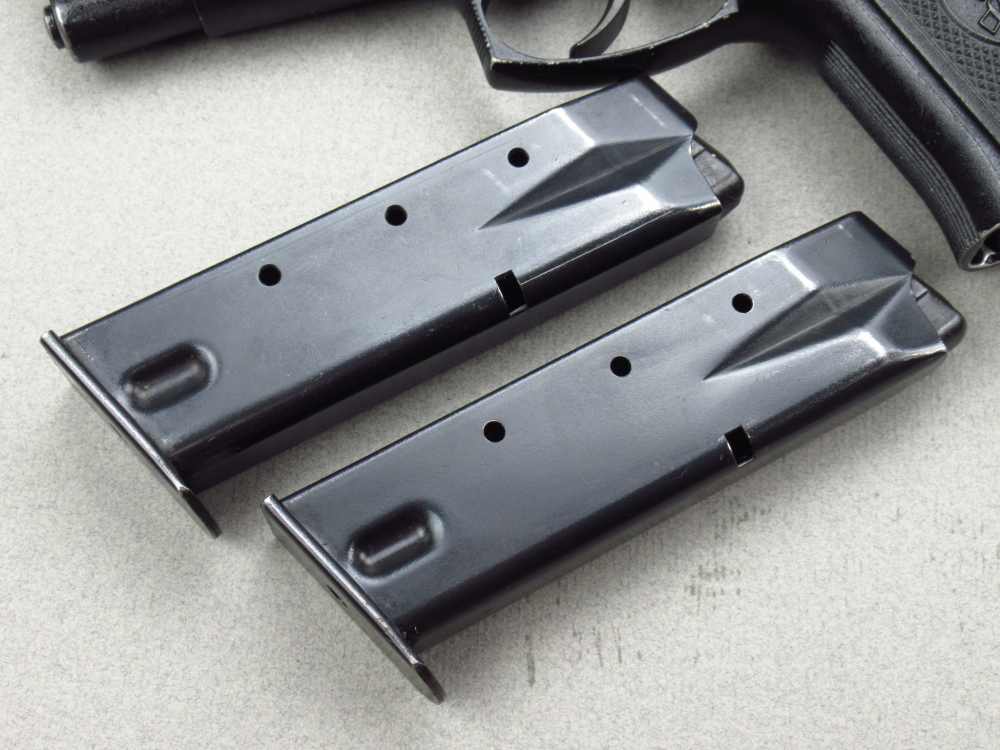 2000 Polish Eagle F,B, Radom Lucznik Mag98 Army pistol 9mm Luger VIS-img-68